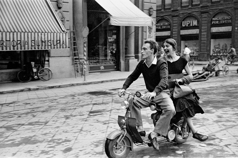 © Ruth Orkin Photo Archive_press.jpg