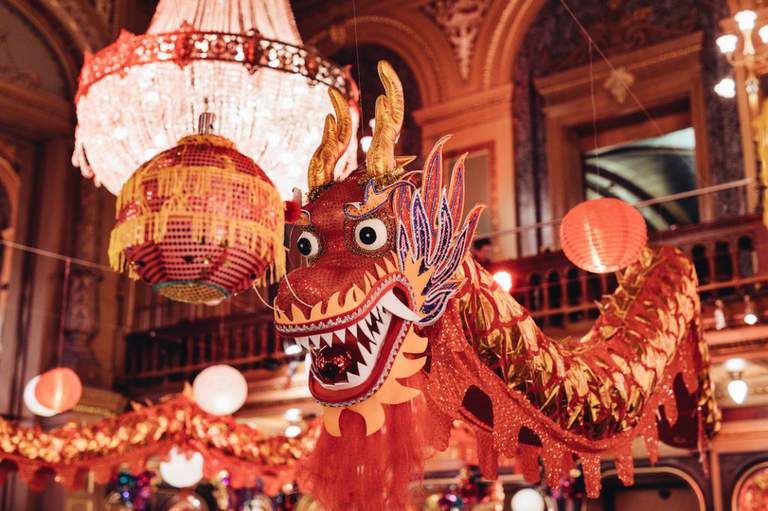 Asiatiskt julbord på Berns - Visit Stockholm