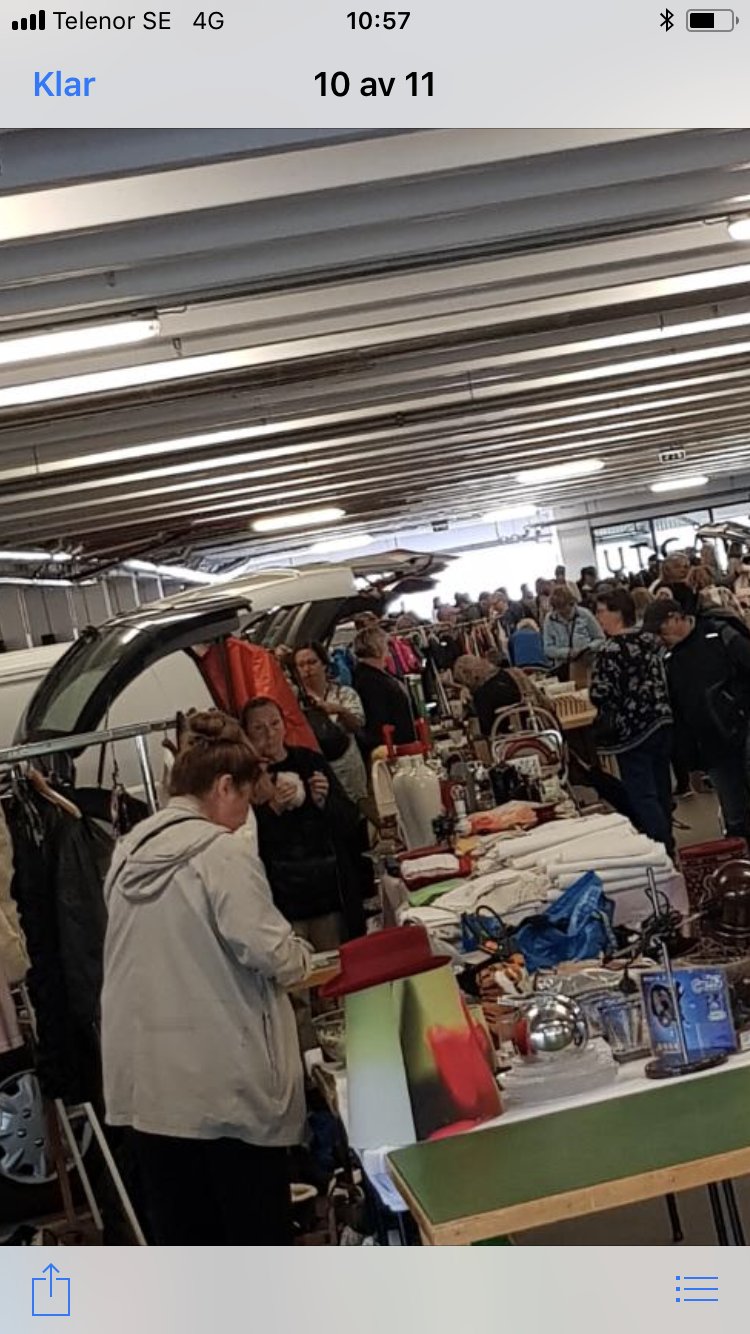 Car boot sale at Vällingby Centrum
